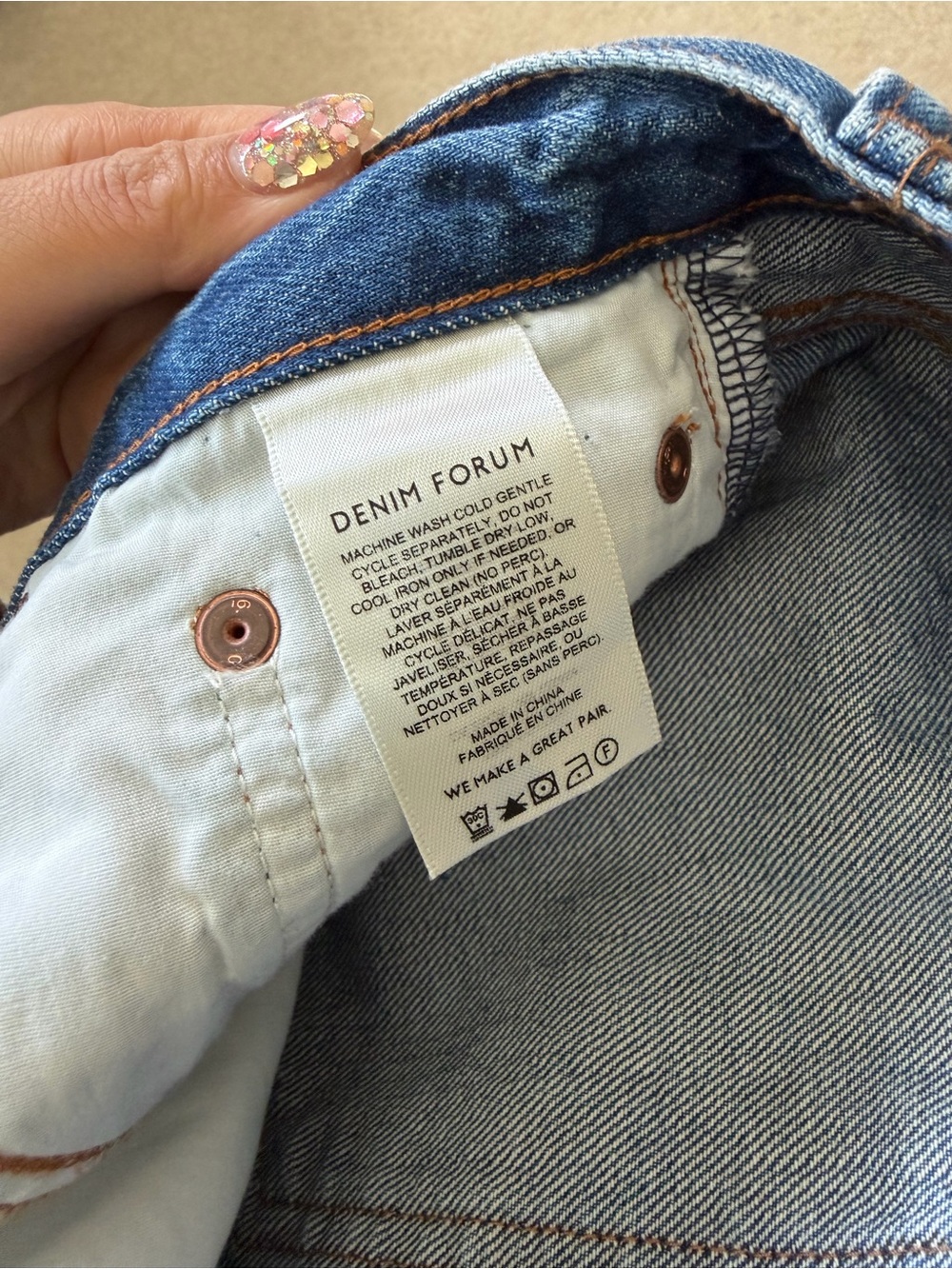 Aritzia denim forum 90’s iggy lo rise baggy jeans size 25 - Picture 8 of 8